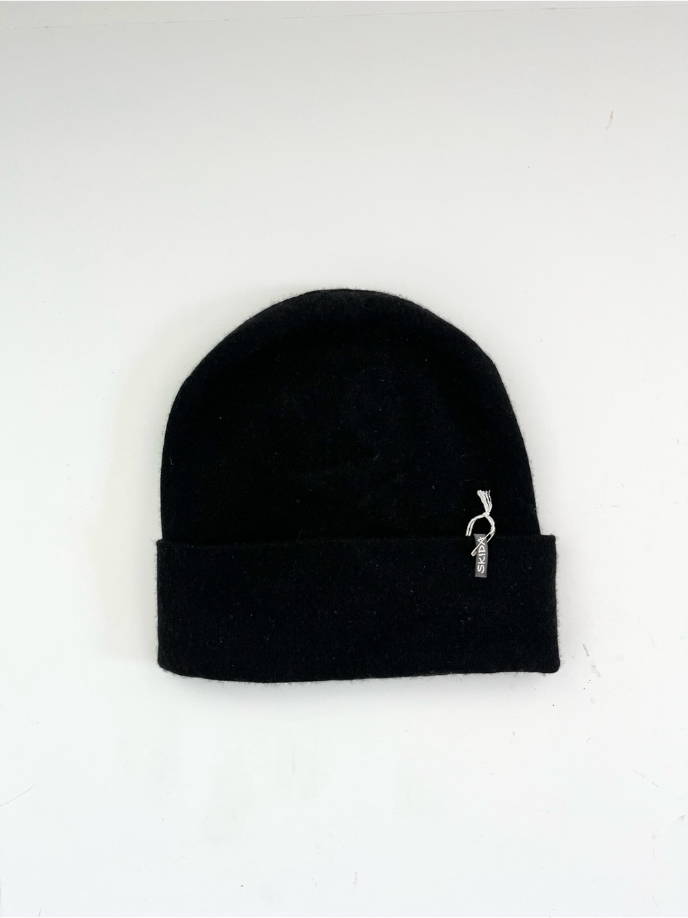 SKIDA Cashmere Beanie Black